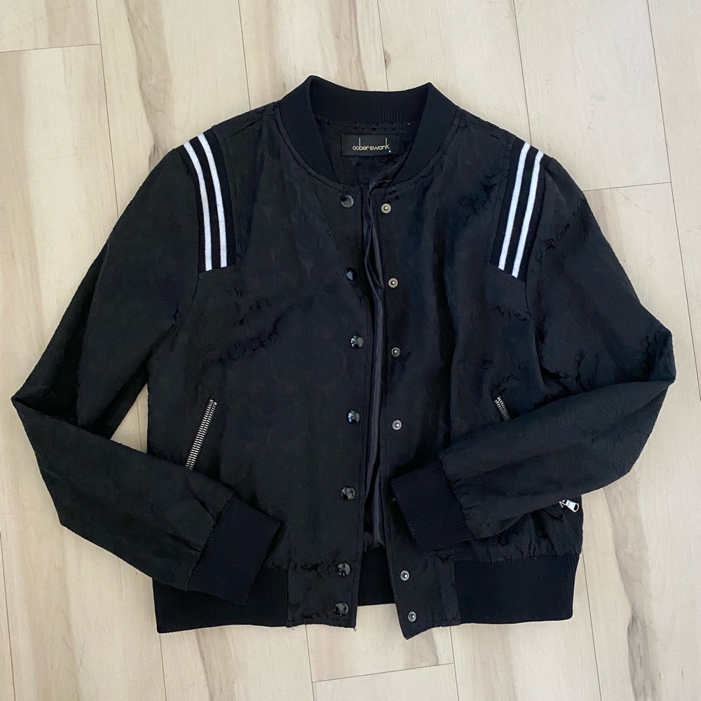 Bomber jacket with shoulder panels size medium - Picture 1 of 2